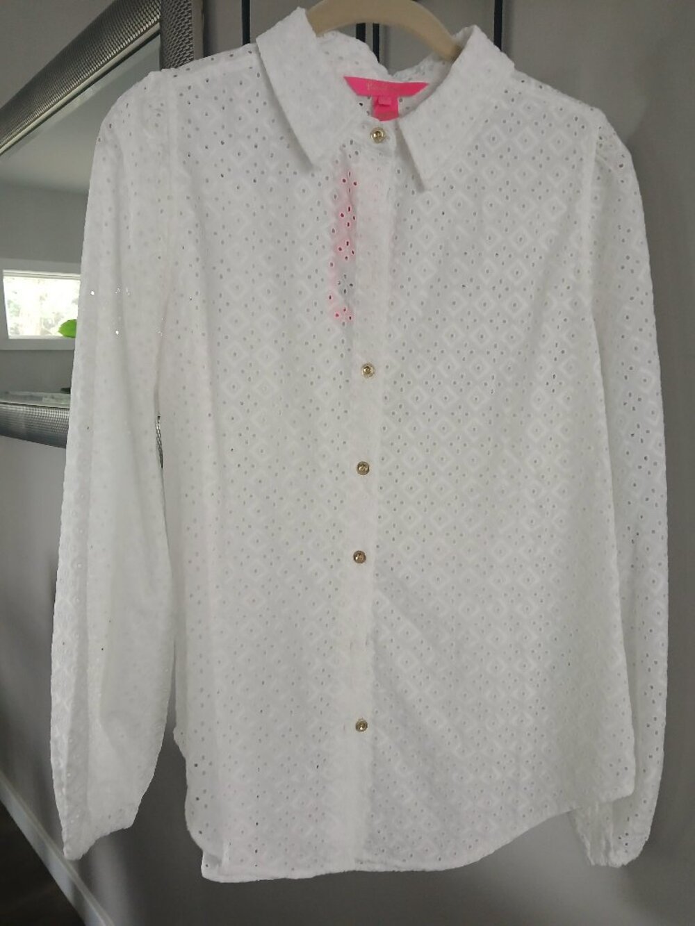 Lilly Pulitzer white eyelet shirt  Size M